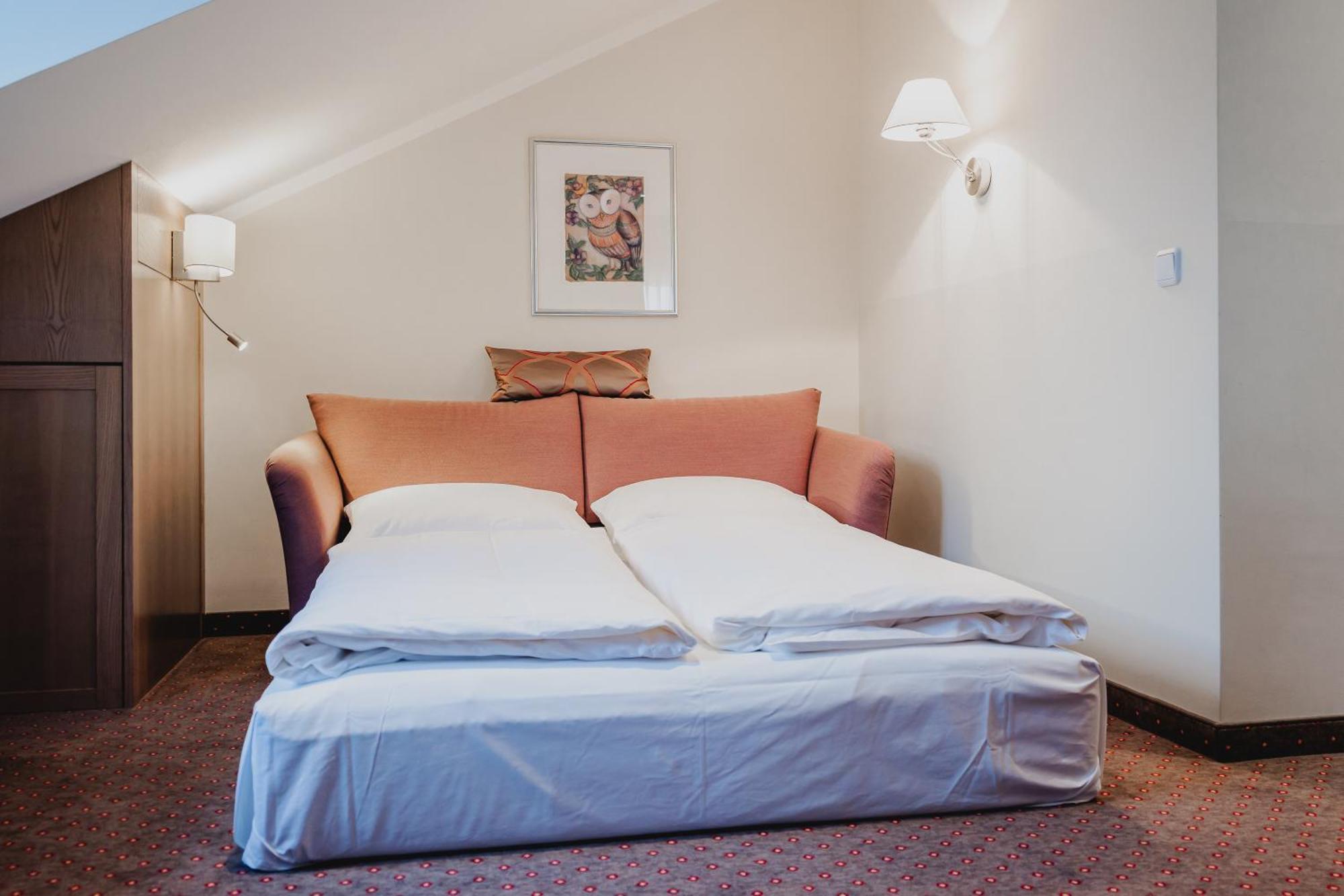 Hotel Hachinger Hof Oberhaching Exterior foto